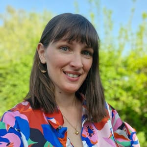 Mary Gomez Sophrologue Humaniste Accompagnement PMA Endometriose SOPK Infertilite carre 300